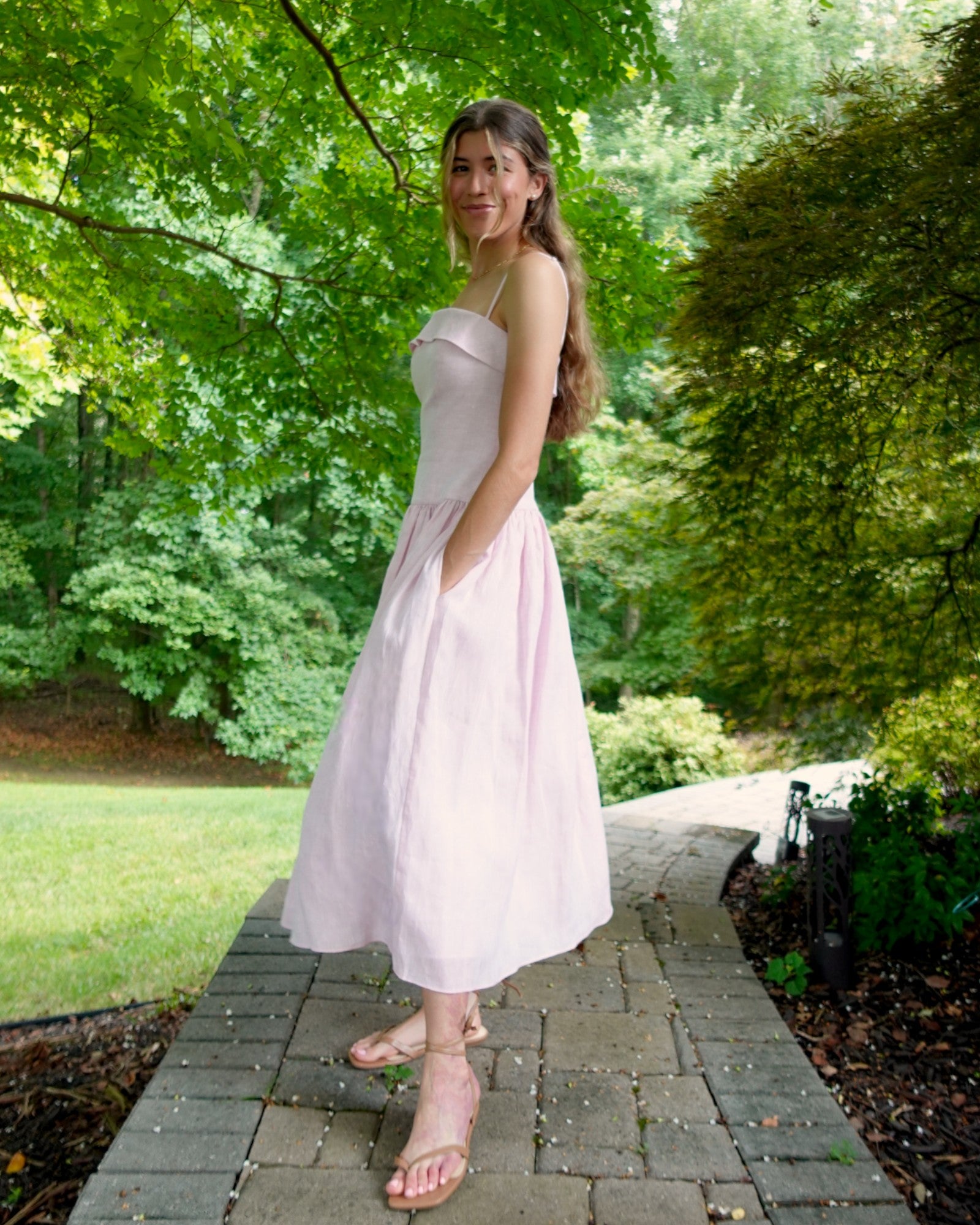 Ballerina Linen Midi Dress in Light Pink